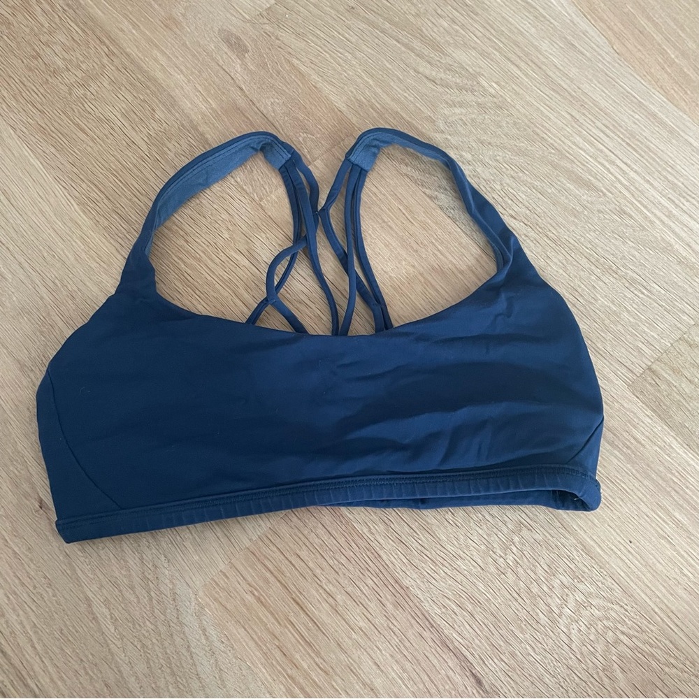 Lululemon strappy back sports bra